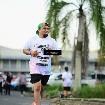 Runner Photo 7909667