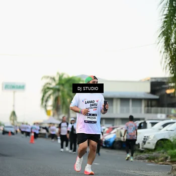 Runner Photo 7909672