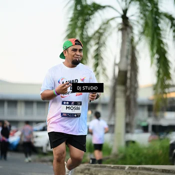Runner Photo 7909679