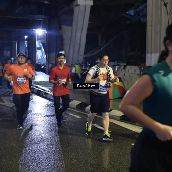 Runner Photo 7909684
