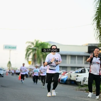 Runner Photo 7909706
