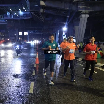 Runner Photo 7909713