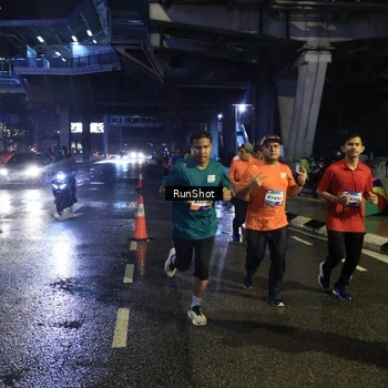 Runner Photo 7909717