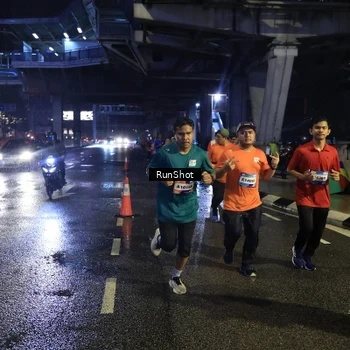 Runner Photo 7909719
