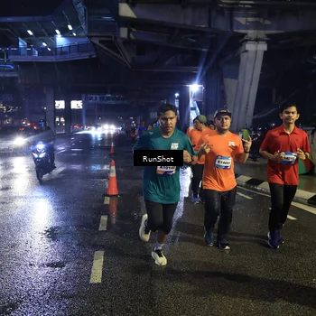 Runner Photo 7909720