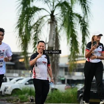 Runner Photo 7909727