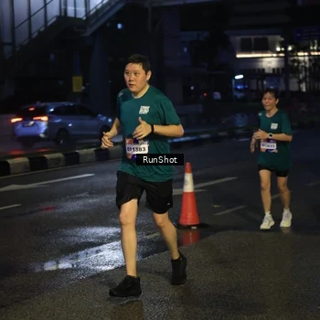 Runner Photo 7909743