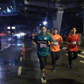 Runner Photo 7909745
