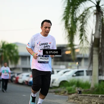 Runner Photo 7909752