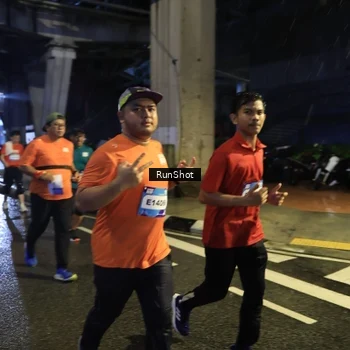 Runner Photo 7909768