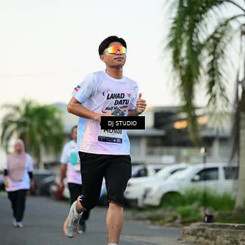 Runner Photo 7909777