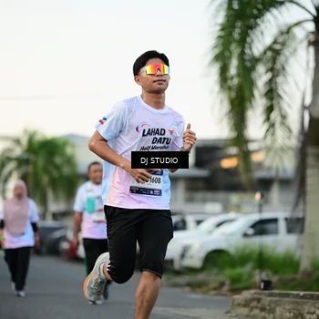 Runner Photo 7909786