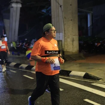 Runner Photo 7909787