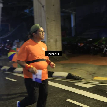 Runner Photo 7909790