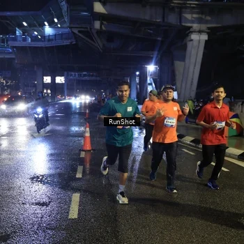 Runner Photo 7909809