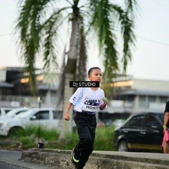 Runner Photo 7909823