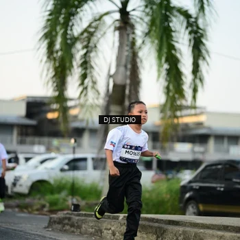 Runner Photo 7909824