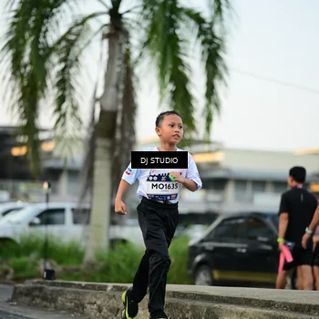 Runner Photo 7909834