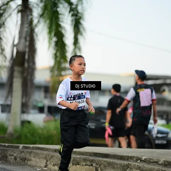 Runner Photo 7909841