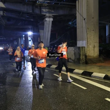 Runner Photo 7909853