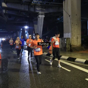 Runner Photo 7909861