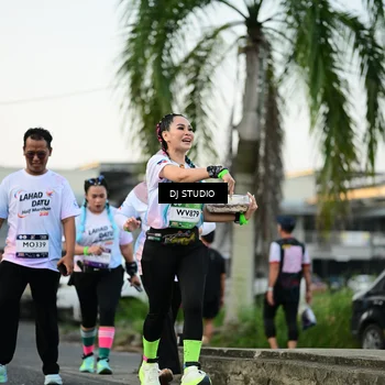 Runner Photo 7909864