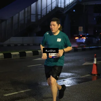 Runner Photo 7909874