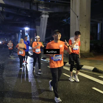 Runner Photo 7909883