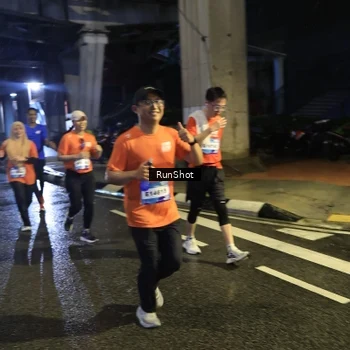 Runner Photo 7909888