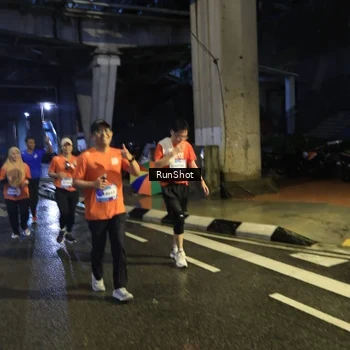 Runner Photo 7909898