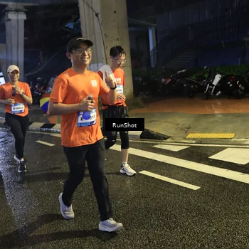 Runner Photo 7909899