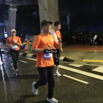 Runner Photo 7909900