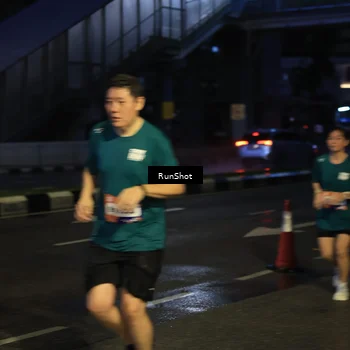 Runner Photo 7909907