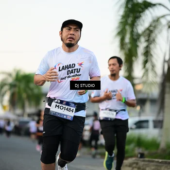 Runner Photo 7909913
