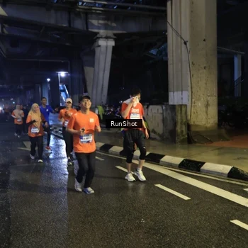 Runner Photo 7909922