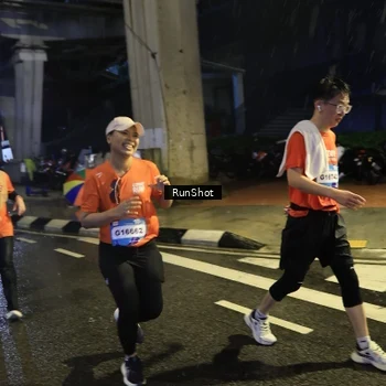 Runner Photo 7909924