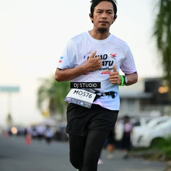 Runner Photo 7909934