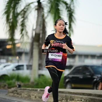 Runner Photo 7909944