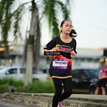 Runner Photo 7909945