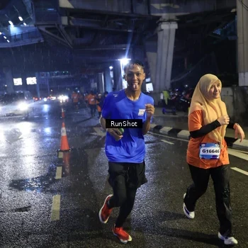 Runner Photo 7909948