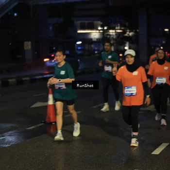 Runner Photo 7909952