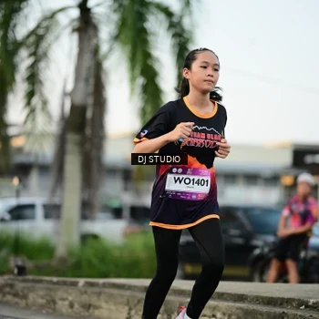 Runner Photo 7909953