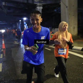 Runner Photo 7909963