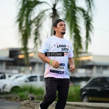 Runner Photo 7909995