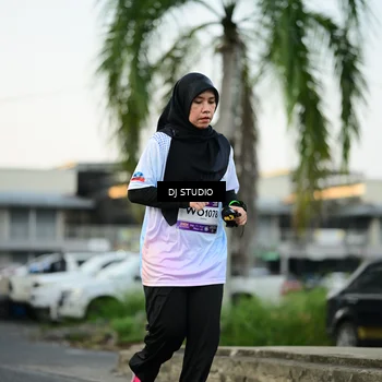 Runner Photo 7910001