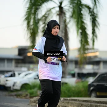 Runner Photo 7910006