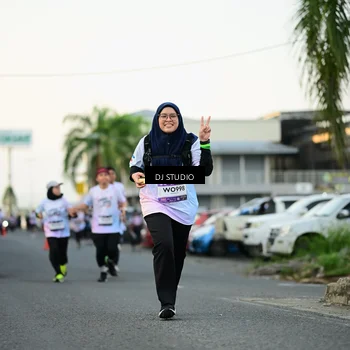 Runner Photo 7910012