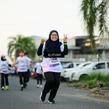 Runner Photo 7910022
