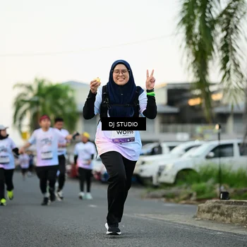 Runner Photo 7910028
