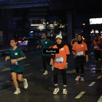 Runner Photo 7910034